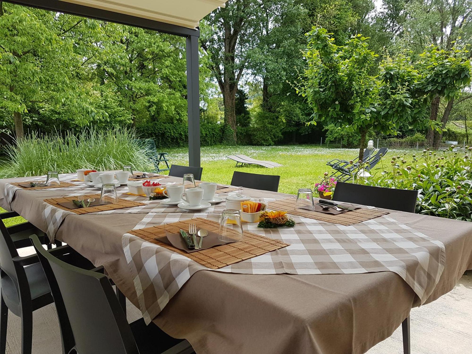 L'Isolo B&B E Case Vacanza Монцамбано Экстерьер фото
