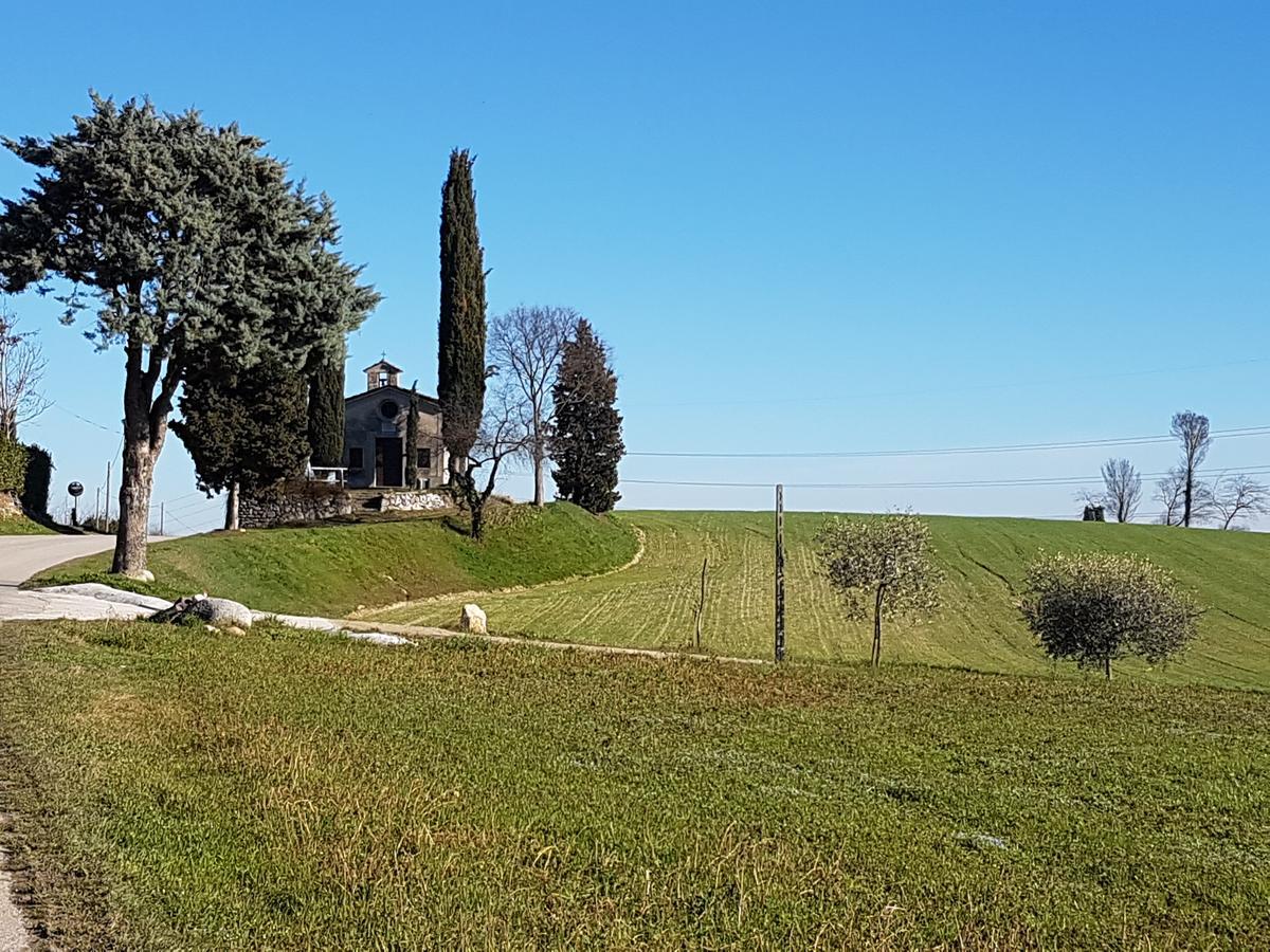 L'Isolo B&B E Case Vacanza Монцамбано Экстерьер фото