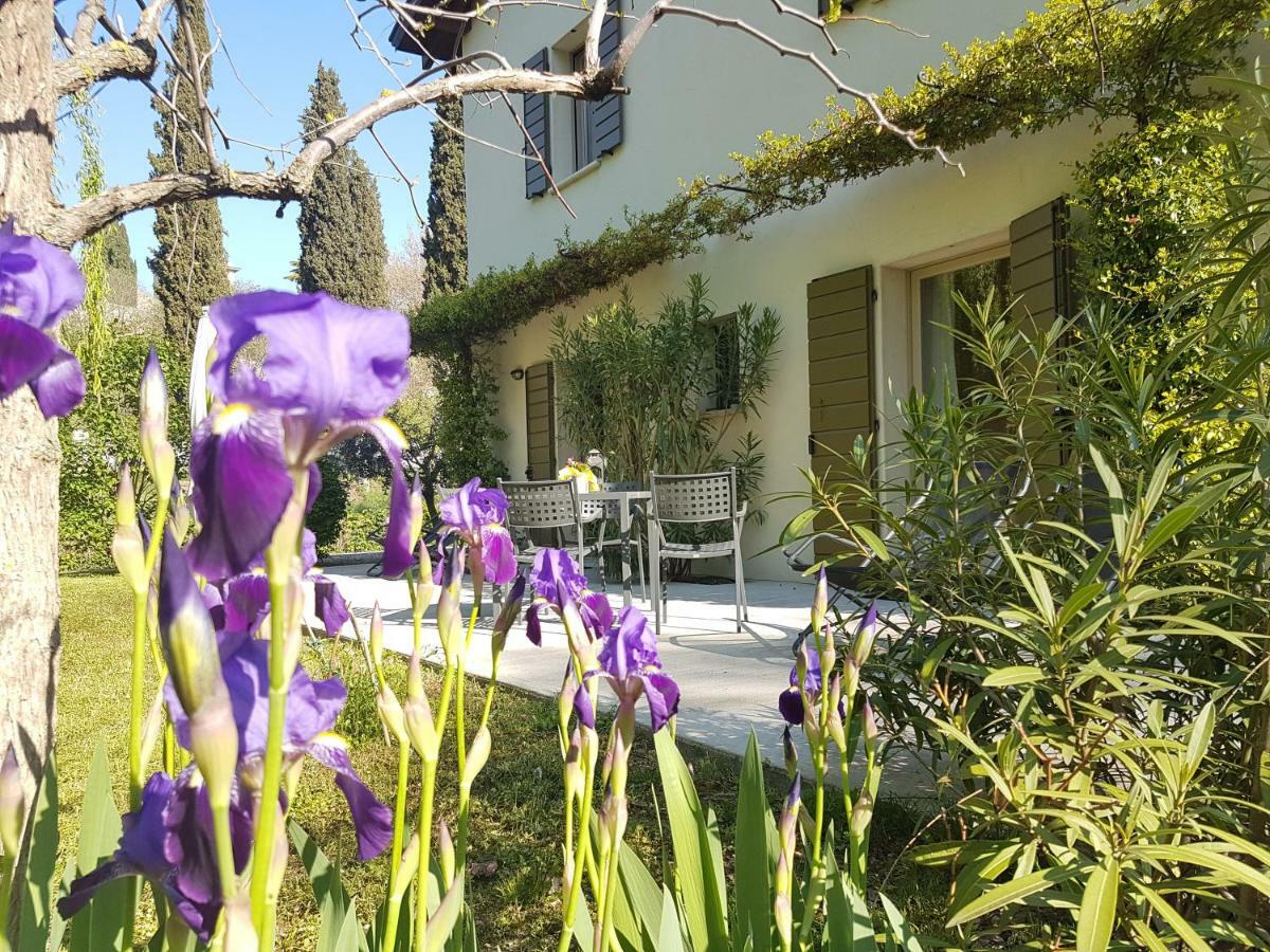 L'Isolo B&B E Case Vacanza Монцамбано Экстерьер фото