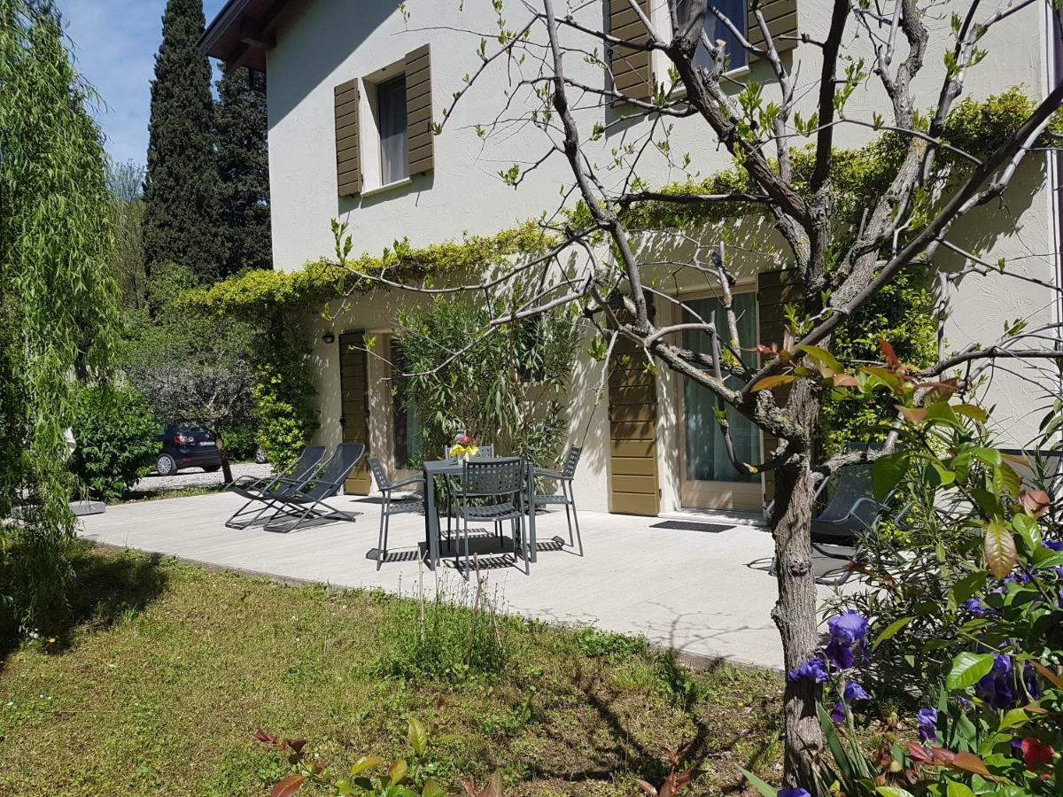 L'Isolo B&B E Case Vacanza Монцамбано Экстерьер фото