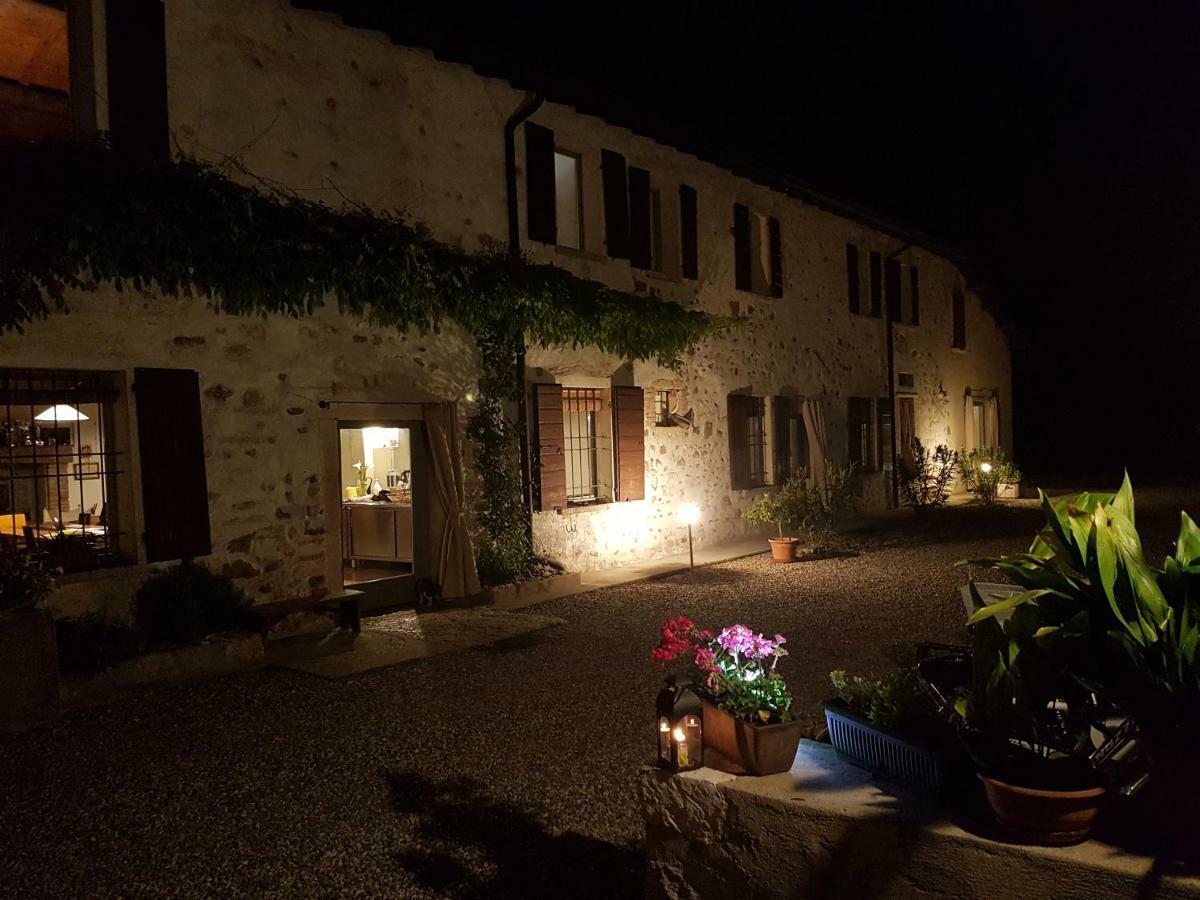 L'Isolo B&B E Case Vacanza Монцамбано Экстерьер фото