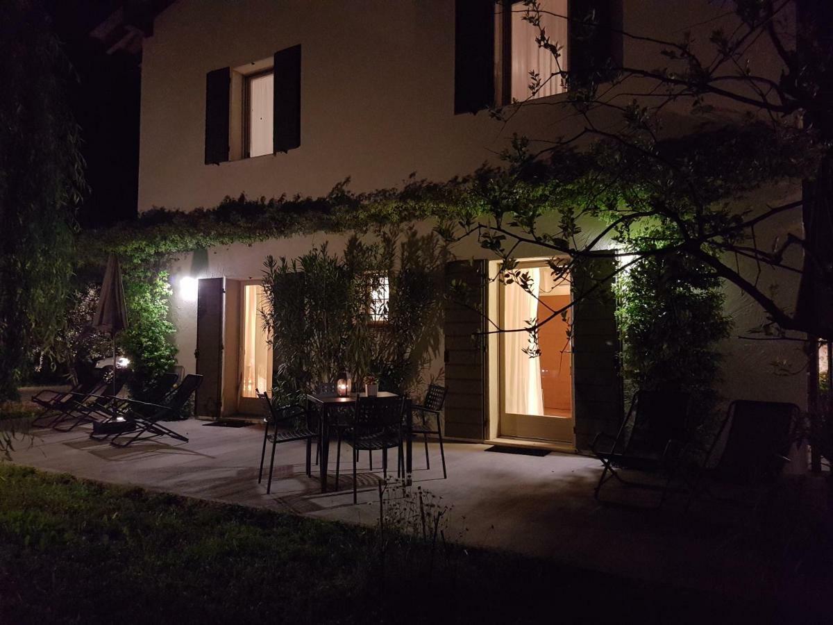 L'Isolo B&B E Case Vacanza Монцамбано Экстерьер фото