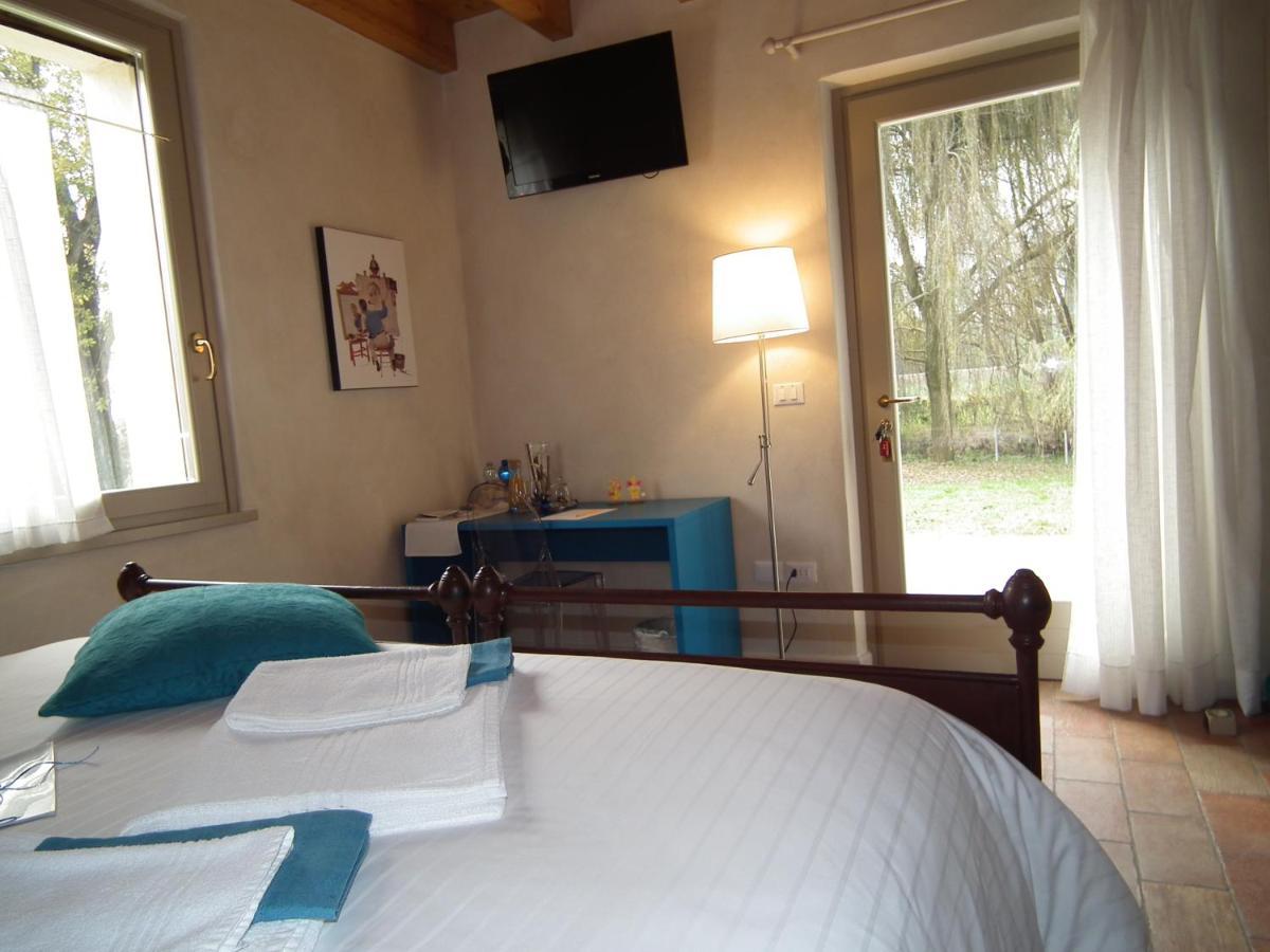 L'Isolo B&B E Case Vacanza Монцамбано Экстерьер фото